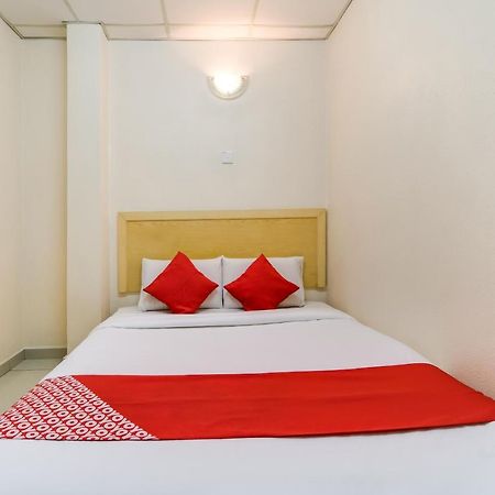 Oyo 301 River Inn Hotel Butterworth Εξωτερικό φωτογραφία