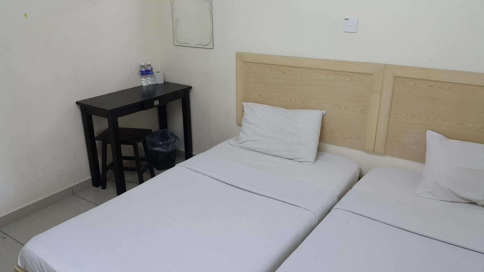 Oyo 301 River Inn Hotel Butterworth Εξωτερικό φωτογραφία