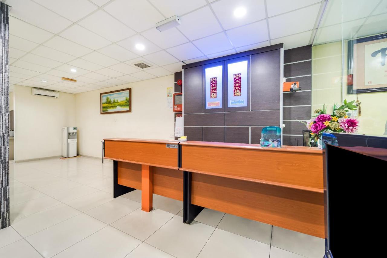 Oyo 301 River Inn Hotel Butterworth Εξωτερικό φωτογραφία