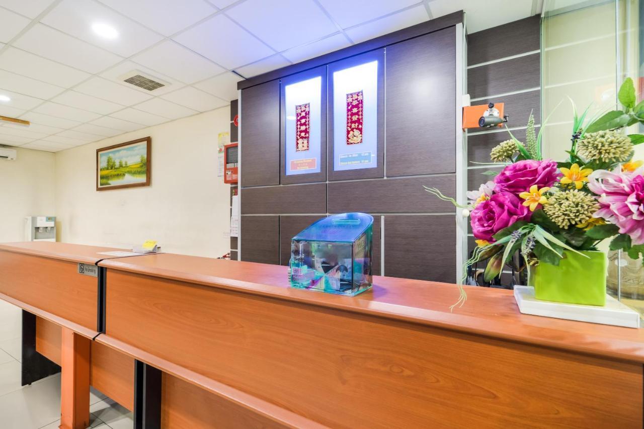 Oyo 301 River Inn Hotel Butterworth Εξωτερικό φωτογραφία